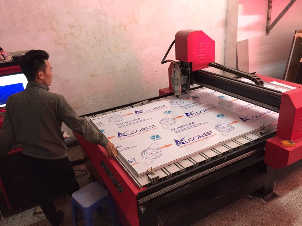 Xưởng sản xuất Hùng Vinh