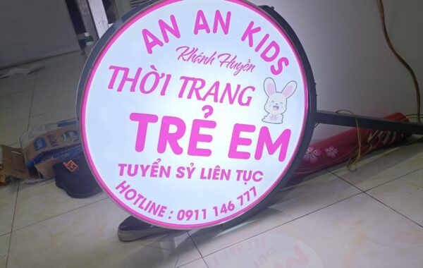 Biển hộp đèn AnAn Kisd